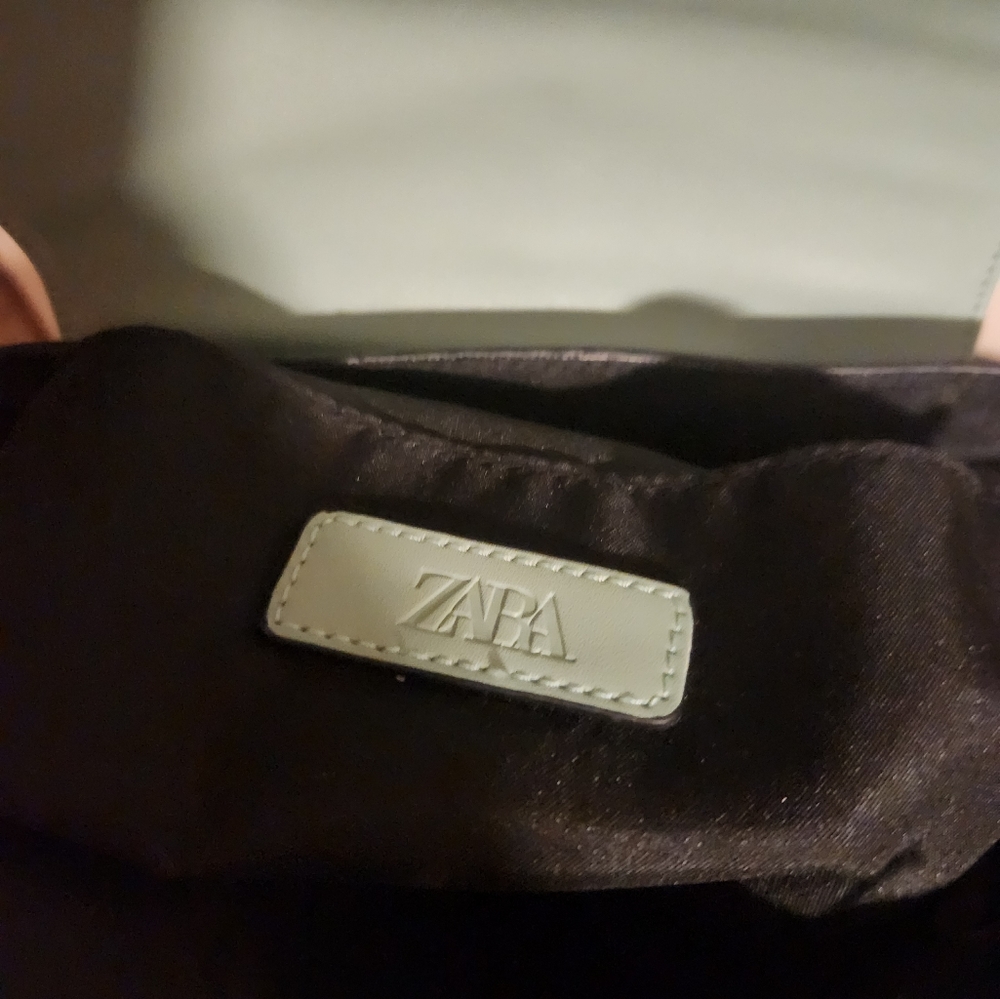 ZARA Backpack With Eyelets - Picture 6 of 7